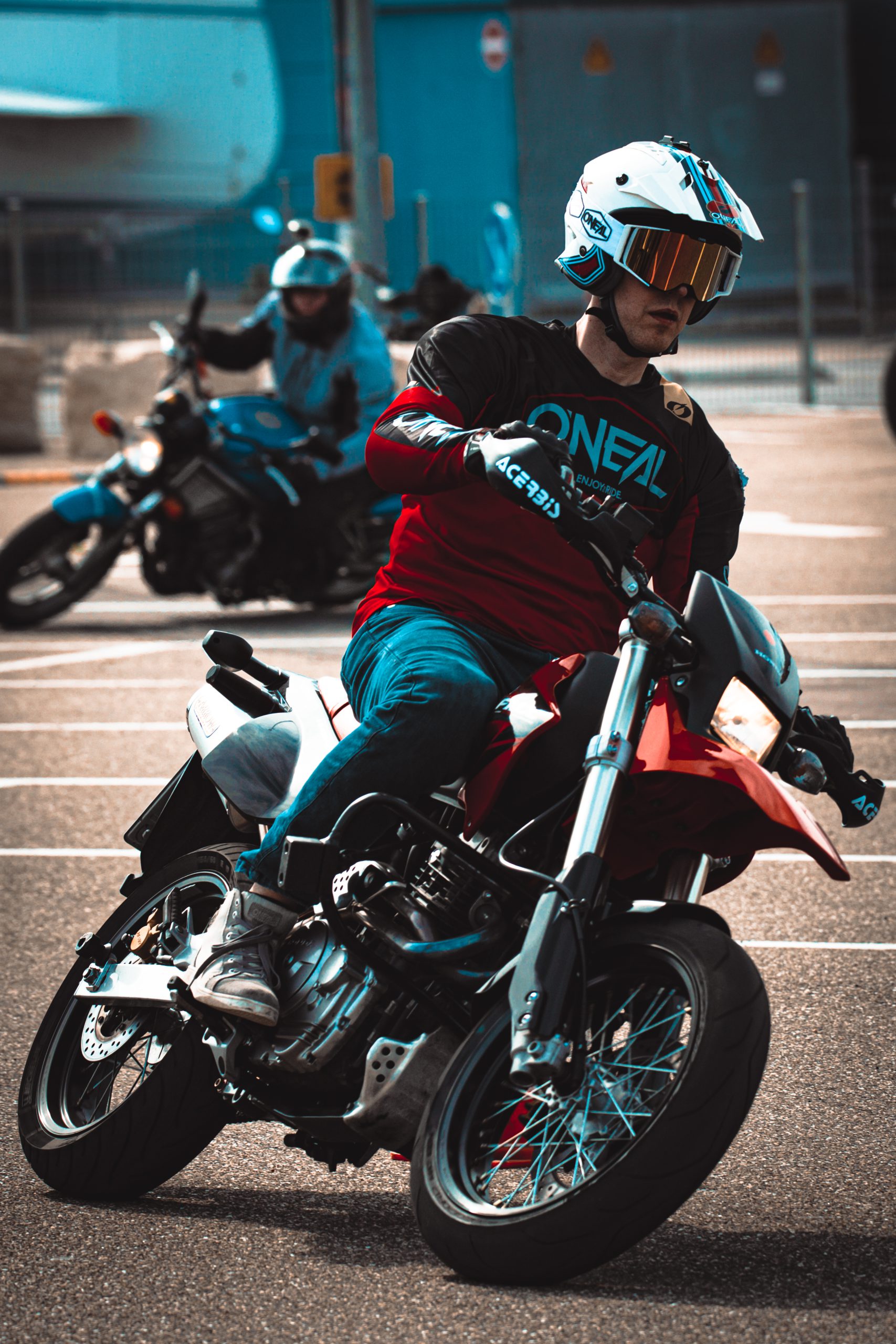 Moto Gymkhana 2 Motorräder im Parkour