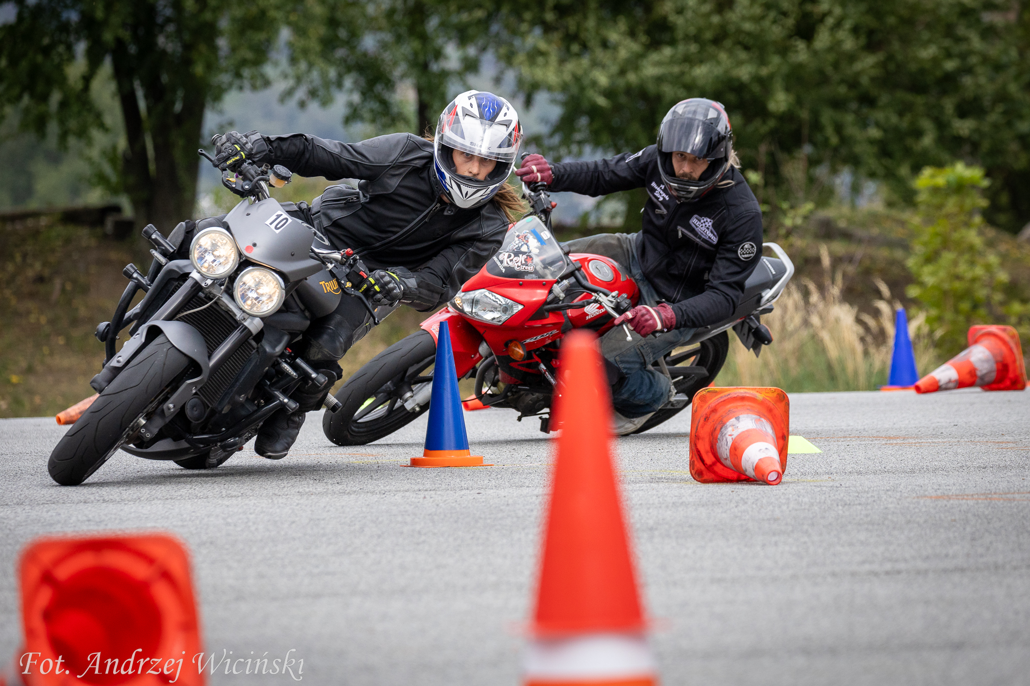Moto Gymkhana 2 Motorräder im Parkour